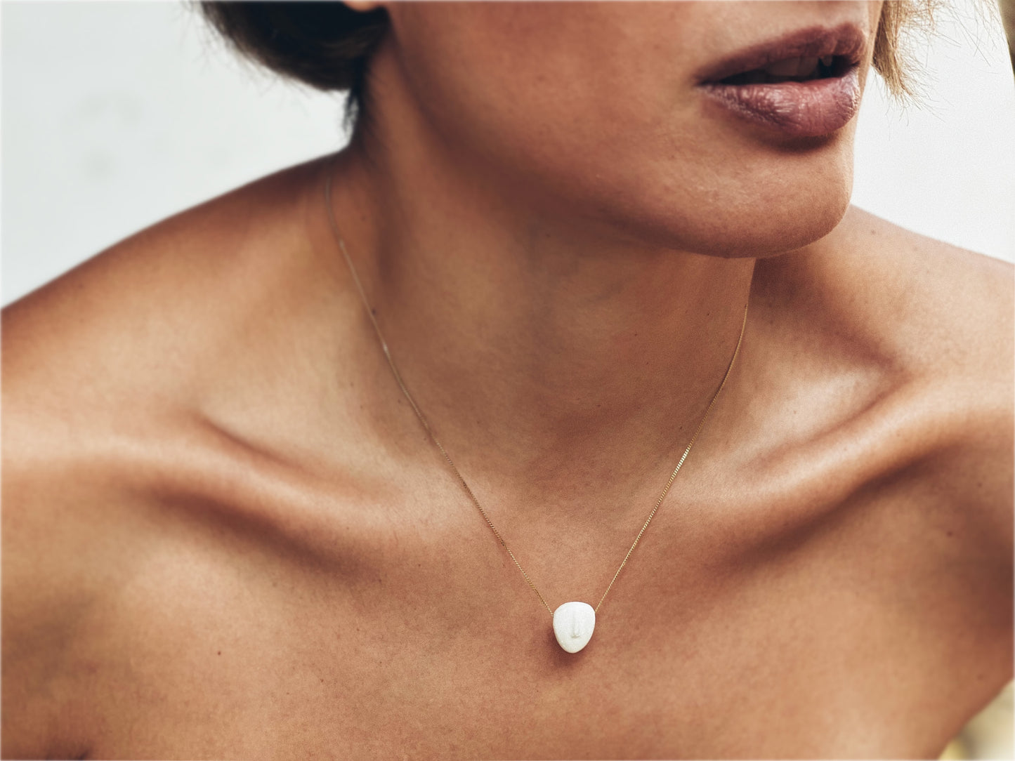 APHRODITE - Cycladic idol | White Marble & Gold plated Necklace